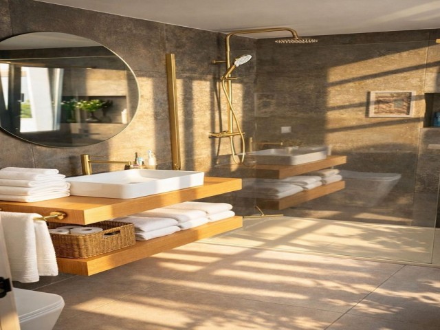 4 Bedrooms Townhouse in Estepona