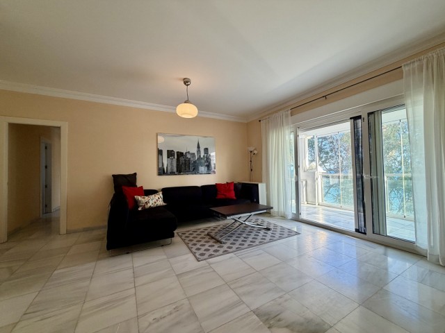 2 Soveroms Leilighet i Estepona