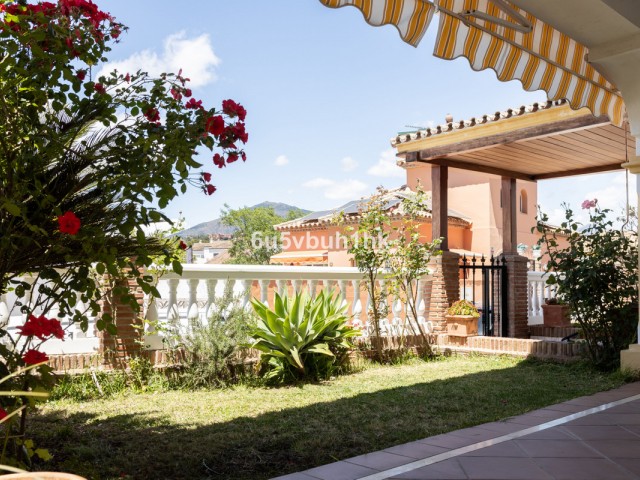 5 Makuuhuoneen Rivitalo San Pedro de Alcántara