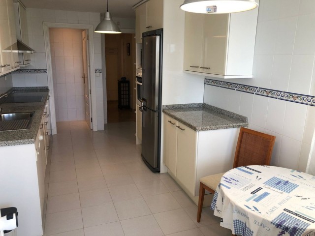 Appartement avec 3 Chambres  à La Duquesa