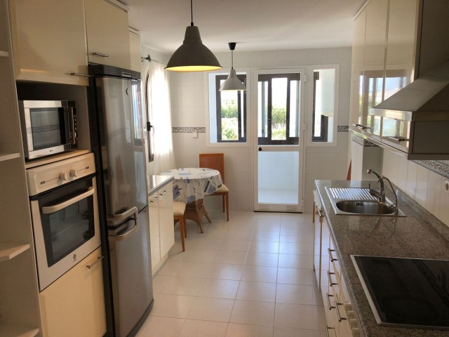 Appartement avec 3 Chambres  à La Duquesa