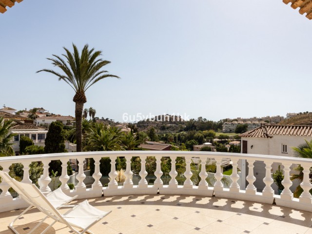 6 Bedrooms Villa in Arroyo de la Miel