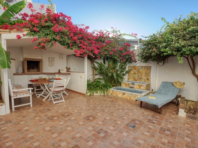 4 Bedrooms Townhouse in Estepona