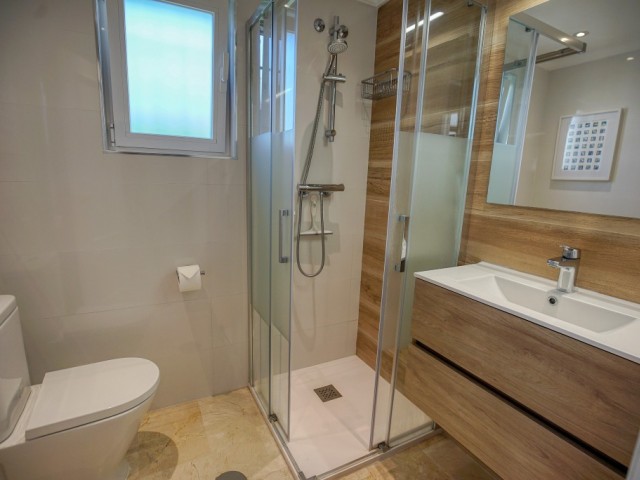 4 Bedrooms Townhouse in Estepona