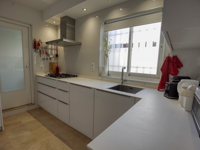 4 Bedrooms Townhouse in Estepona