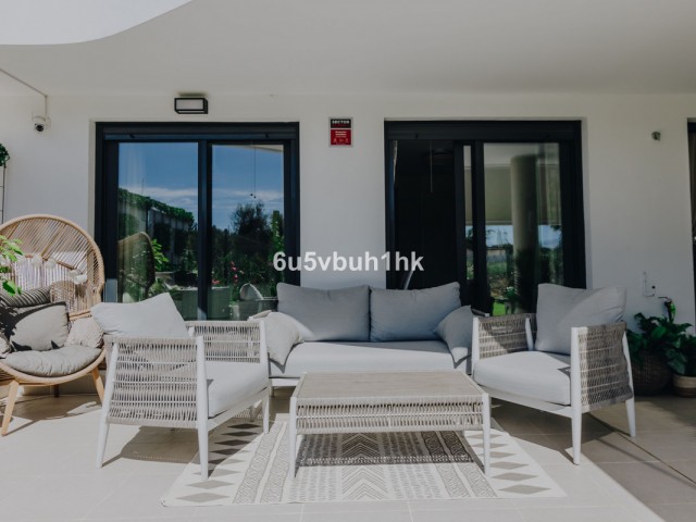 2 Schlafzimmer Apartment in Estepona