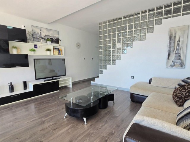 3 Bedrooms Apartment in La Carihuela