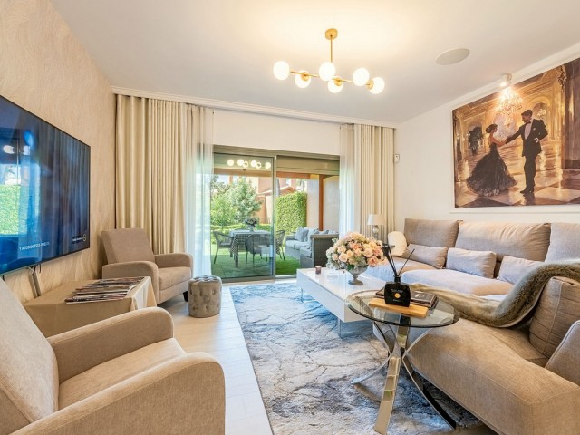 2 Soveroms Leilighet i Estepona