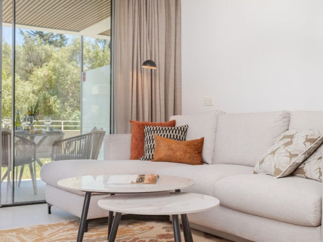 2 Bedrooms Apartment in Elviria