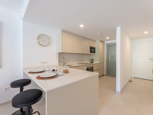 2 Bedrooms Apartment in Elviria