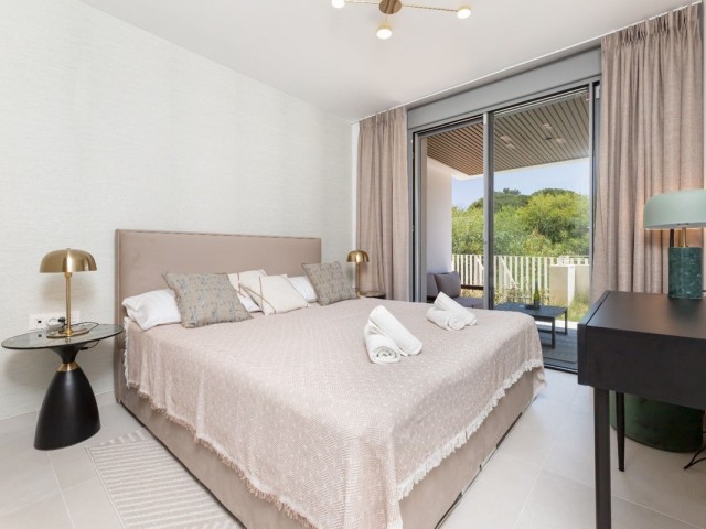 2 Bedrooms Apartment in Elviria