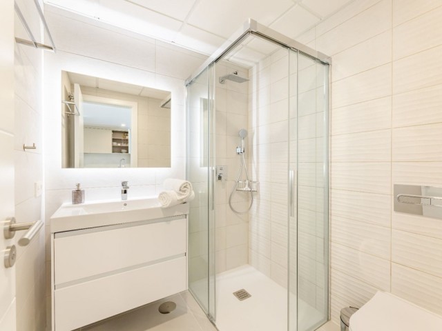 2 Bedrooms Apartment in Elviria