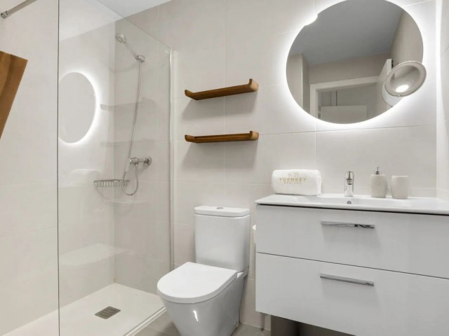2 Soveroms Leilighet i Estepona