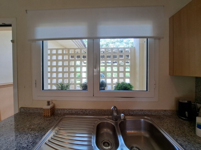 Maison mitoyenne avec 3 Chambres  à San Roque Club