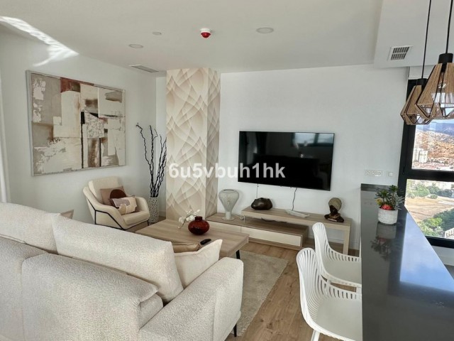 4 Bedrooms Apartment in Málaga