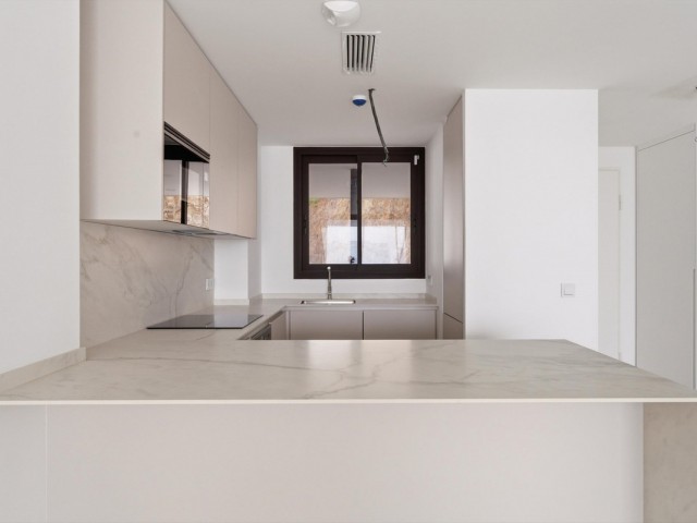 2 Bedrooms Apartment in Fuengirola