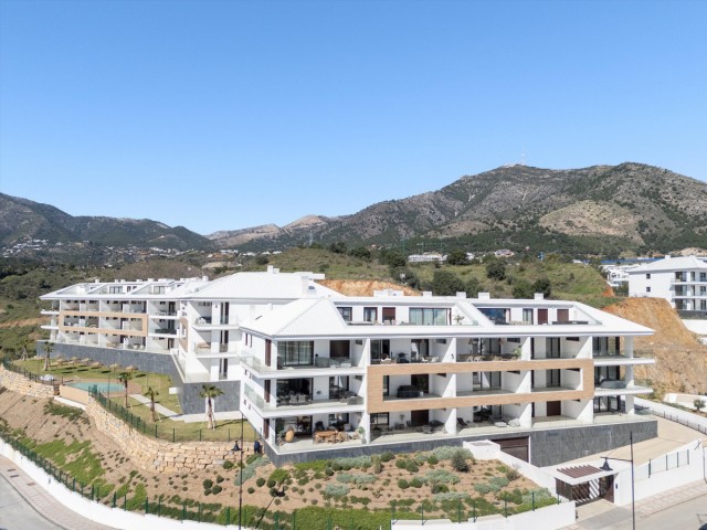 2 Bedrooms Apartment in Fuengirola