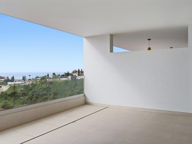 2 Bedrooms Apartment in Fuengirola