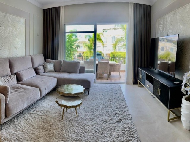 3 Bedrooms Apartment in Nueva Andalucía