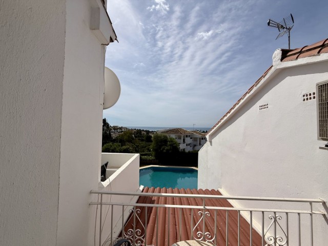 2 Bedrooms Townhouse in Calahonda