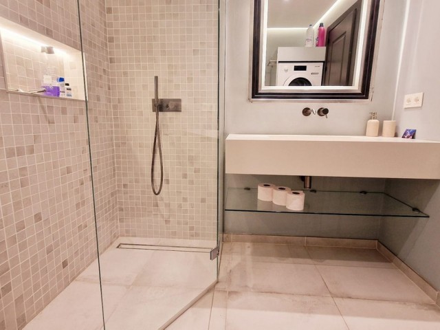 Appartement avec 4 Chambres  à Marbella