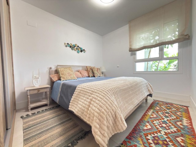 Apartment, San Roque, R5343022