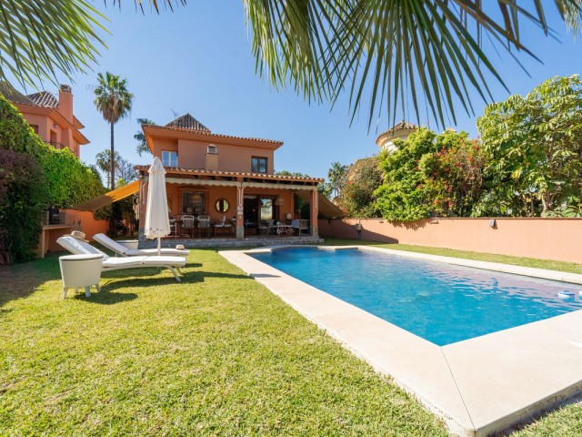 4 Schlafzimmer Villa in Mijas Costa