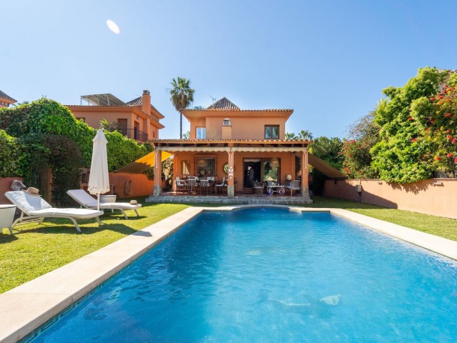 4 Schlafzimmer Villa in Mijas Costa