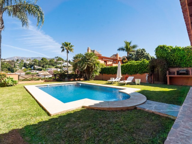 4 Schlafzimmer Villa in Mijas Costa