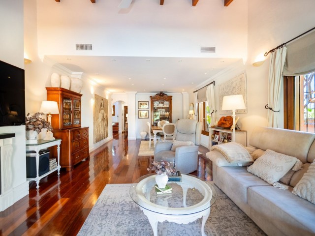 4 Schlafzimmer Villa in Mijas Costa
