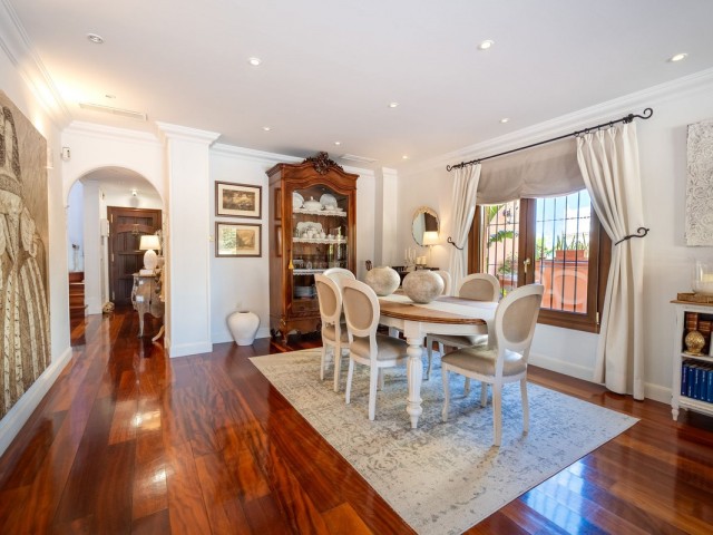 4 Schlafzimmer Villa in Mijas Costa