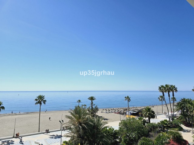 Appartement avec 2 Chambres  à Estepona