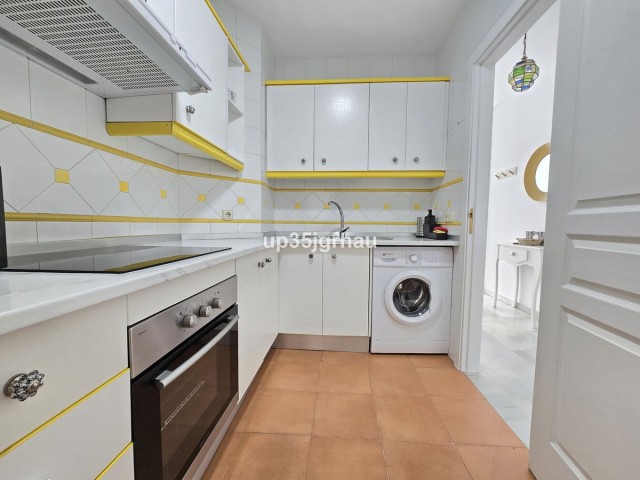 Appartement avec 2 Chambres  à Estepona