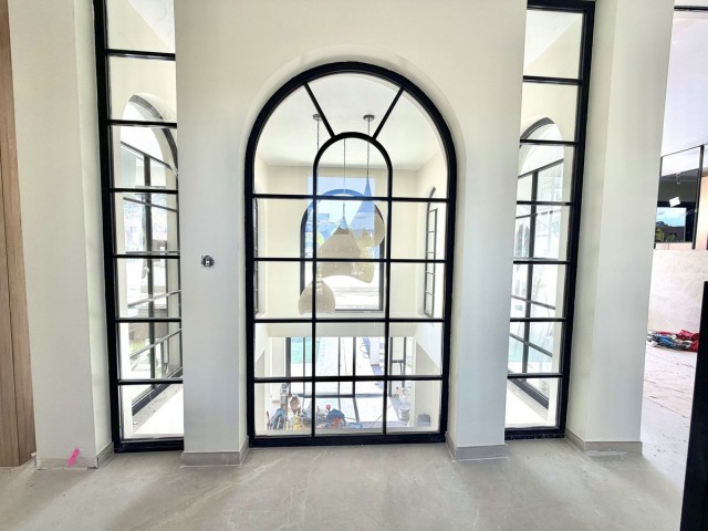 5 Bedrooms Villa in San Pedro de Alcántara