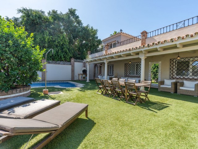 5 Bedrooms Villa in San Pedro de Alcántara