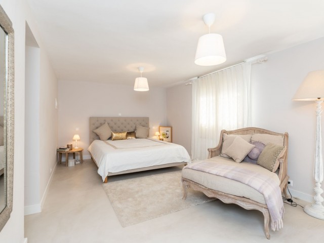 5 Bedrooms Villa in San Pedro de Alcántara