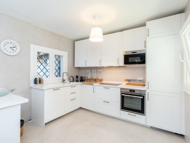 5 Bedrooms Villa in San Pedro de Alcántara