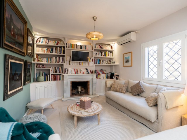5 Bedrooms Villa in San Pedro de Alcántara