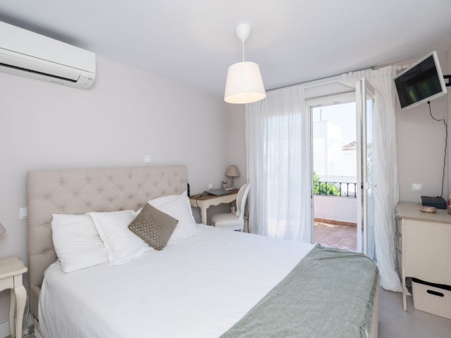 5 Bedrooms Villa in San Pedro de Alcántara