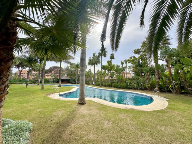 2 Bedrooms Apartment in Puerto Banús