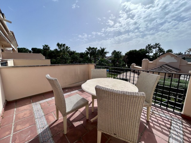 2 Bedrooms Apartment in Puerto Banús