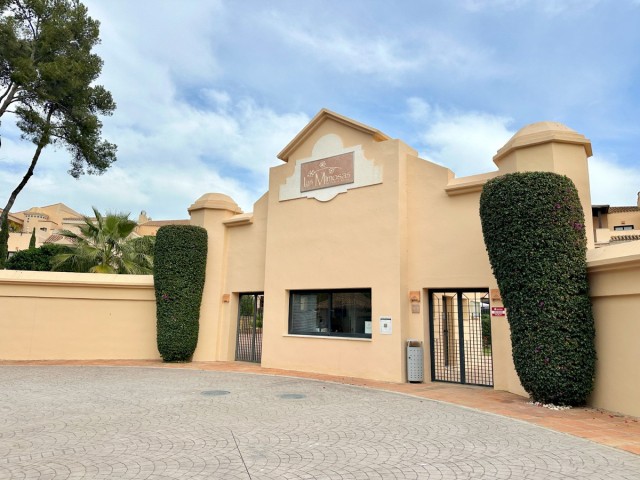 2 Bedrooms Apartment in Puerto Banús