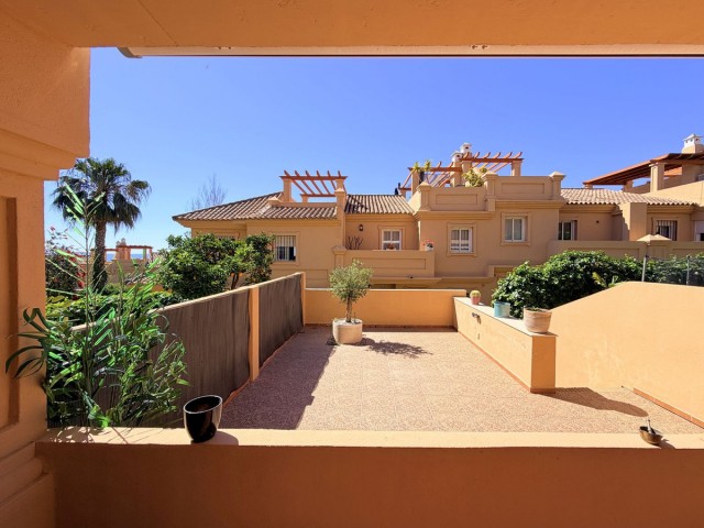 3 Bedrooms Townhouse in Estepona