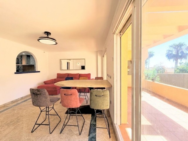 3 Bedrooms Townhouse in Estepona