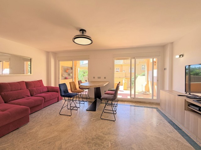3 Bedrooms Townhouse in Estepona