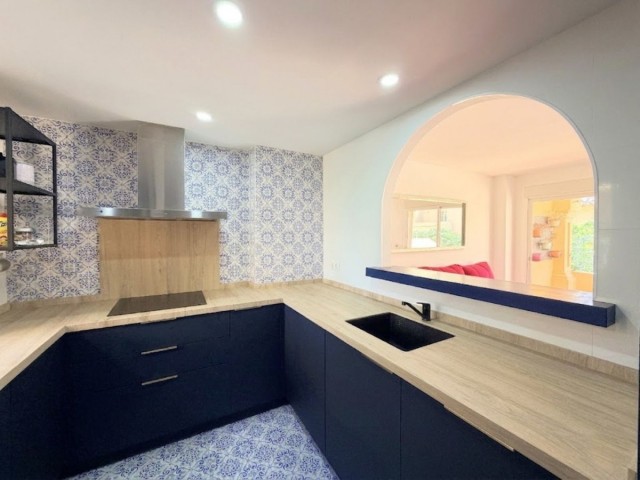 3 Bedrooms Townhouse in Estepona