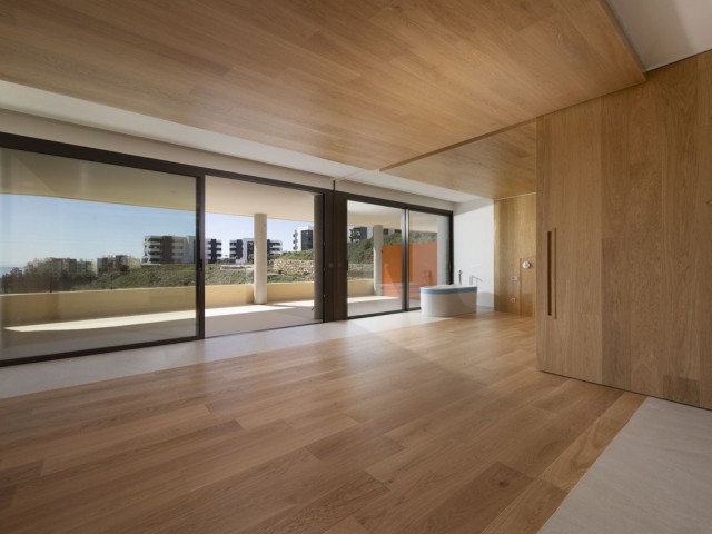 2 Bedrooms Apartment in Fuengirola