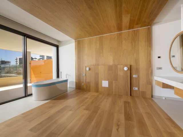 2 Bedrooms Apartment in Fuengirola