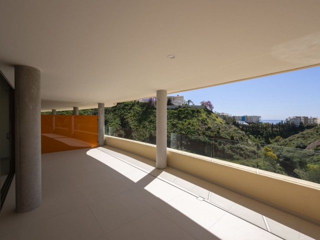 2 Bedrooms Apartment in Fuengirola