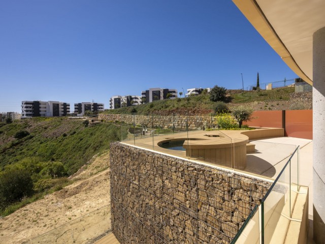 2 Bedrooms Apartment in Fuengirola